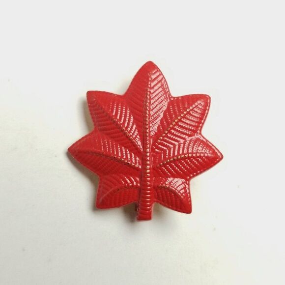 Vintage Red Enamel Leaf Shape Brooch, Stamped All In Jest on Back, Lapel Pin - Picture 7 of 7